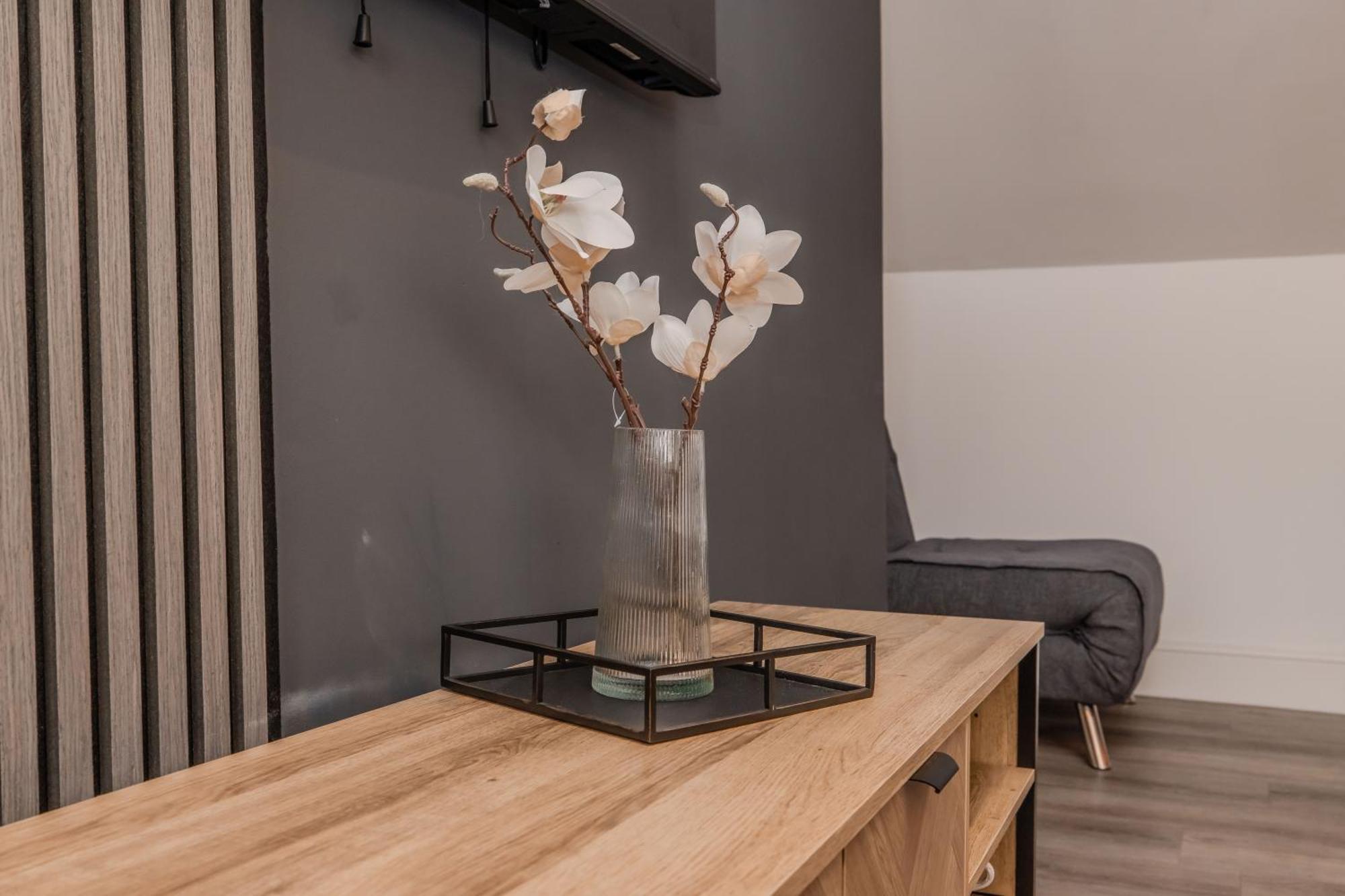 Luxe City Living L 2-Bedroom Flat With Free Parking Brighton Exterior photo