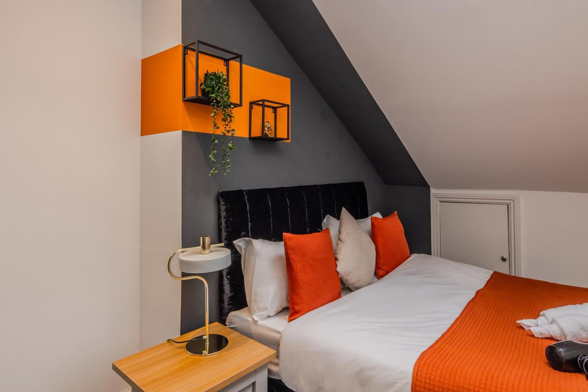 Luxe City Living L 2-Bedroom Flat With Free Parking Brighton Exterior photo