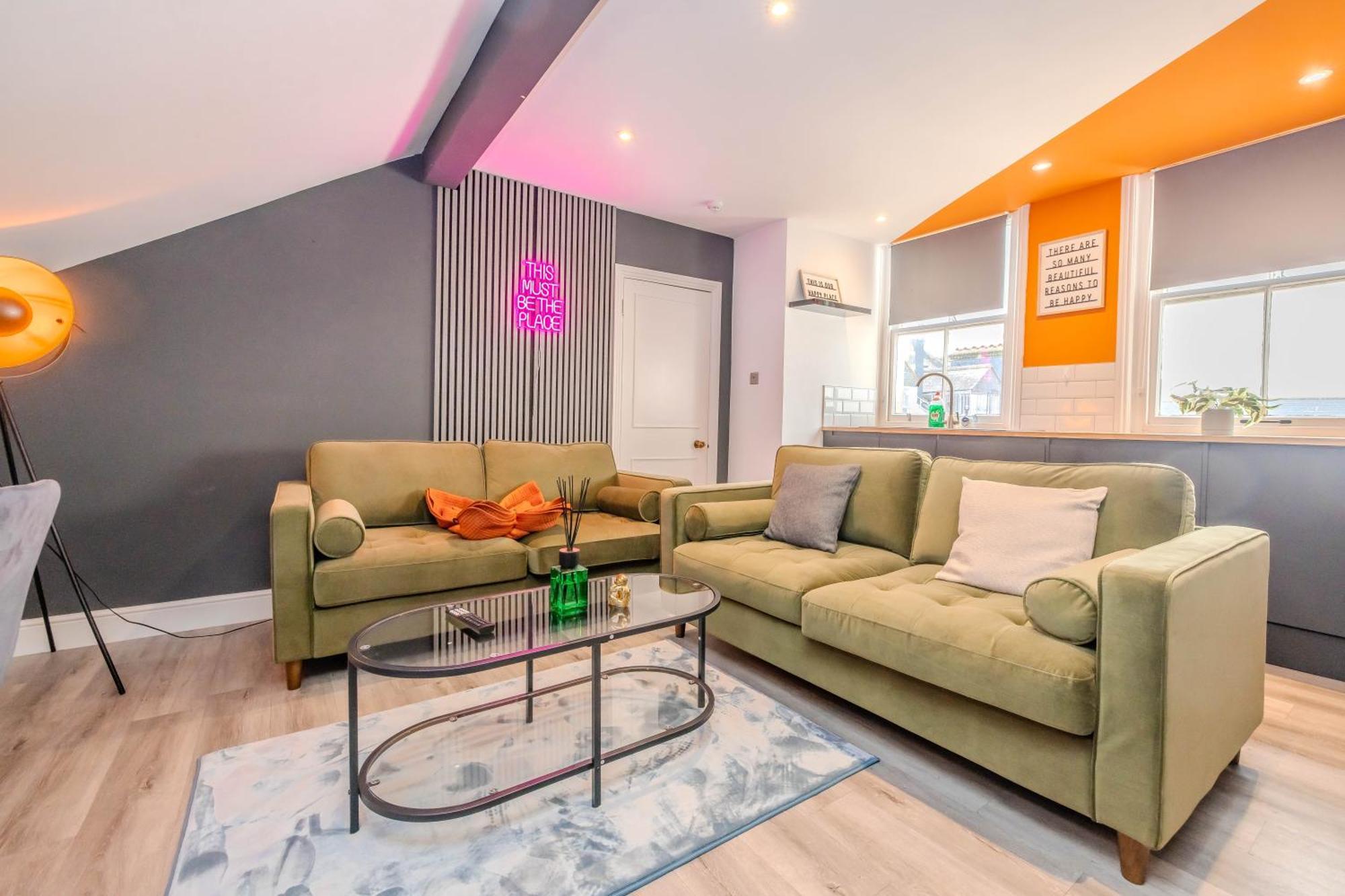 Luxe City Living L 2-Bedroom Flat With Free Parking Brighton Exterior photo