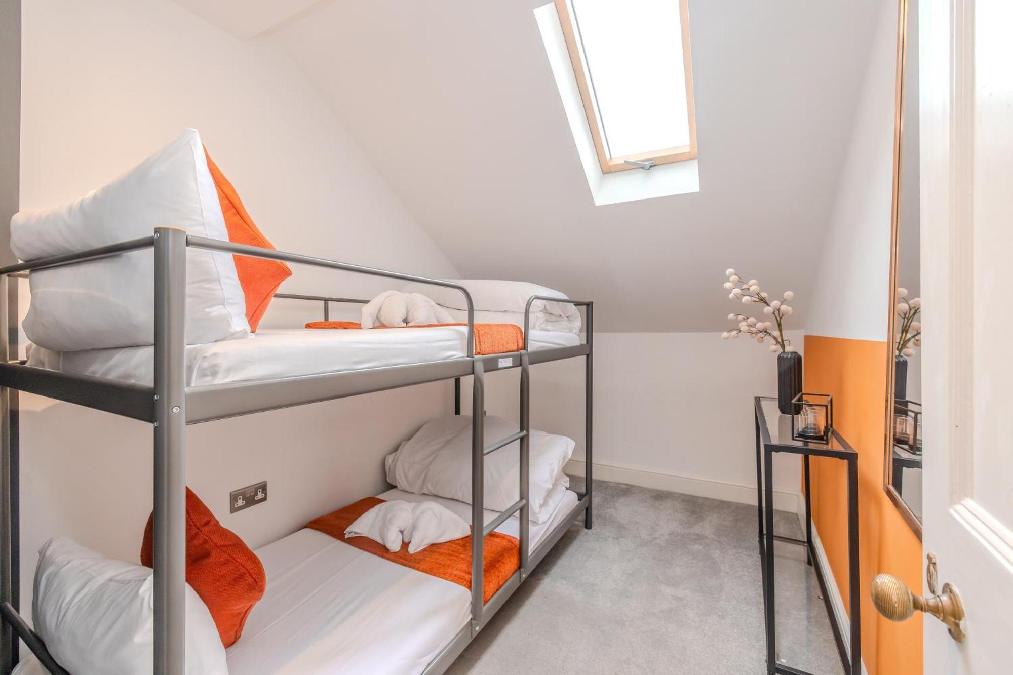 Luxe City Living L 2-Bedroom Flat With Free Parking Brighton Exterior photo
