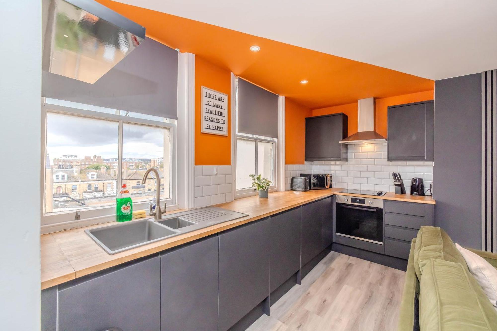 Luxe City Living L 2-Bedroom Flat With Free Parking Brighton Exterior photo